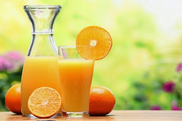 نوشیدن آب پرتقال در صبح مفید است یا مضر؟