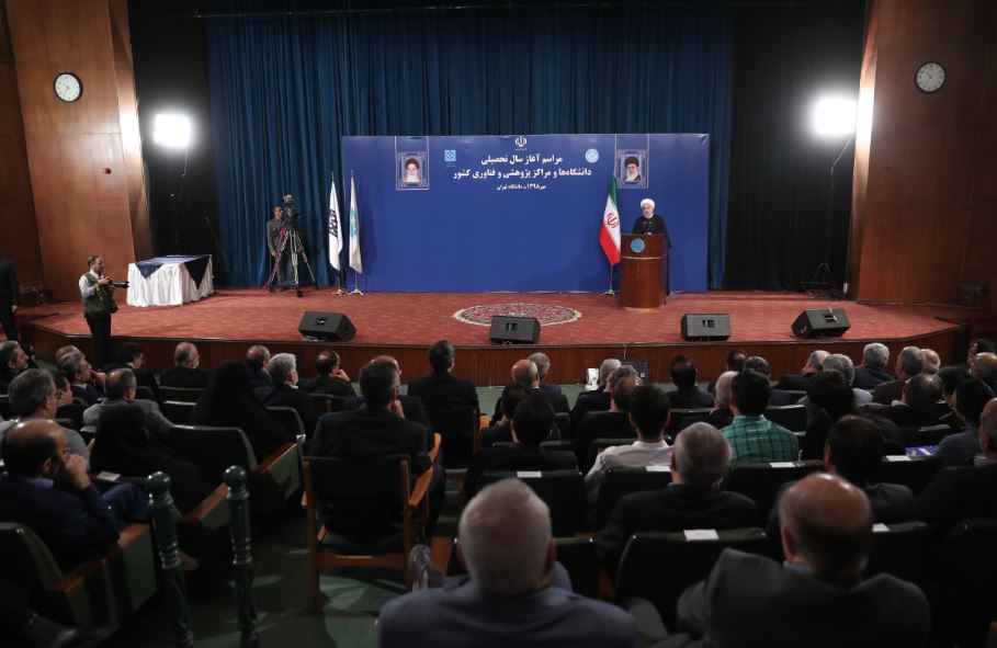 حضور دیرهنگام روحانی در دانشگاه برای بازگشایی دانشگاه ها